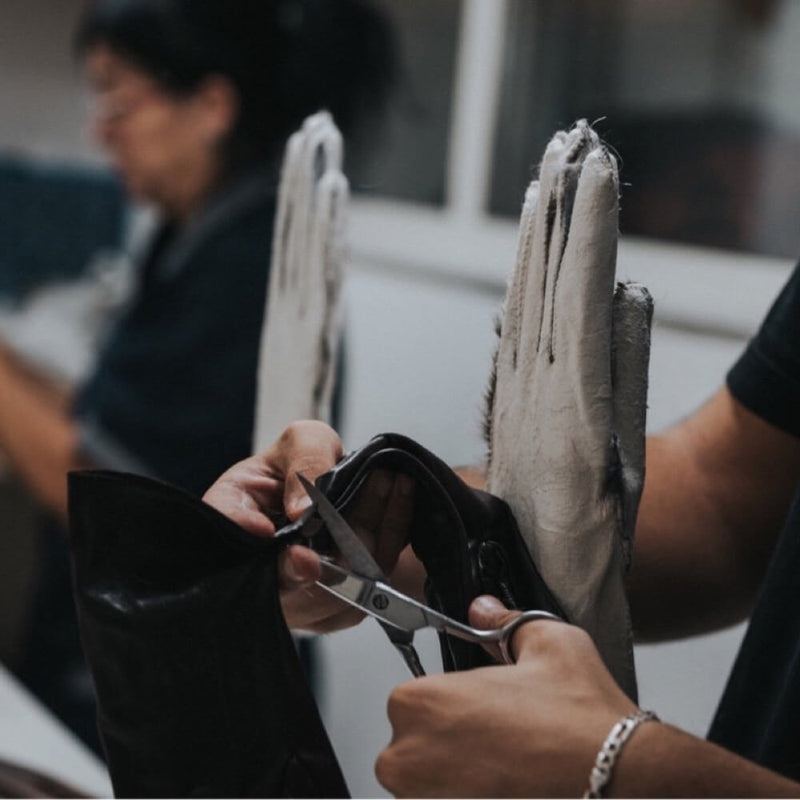 Lederhandschuhe Damen Braun - Seidenfutter - Handgefertigt in Italien – Luxus Lederhandschuhe - Handgefertigt in Italien – Fratelli Orsini® - Produktion - 2